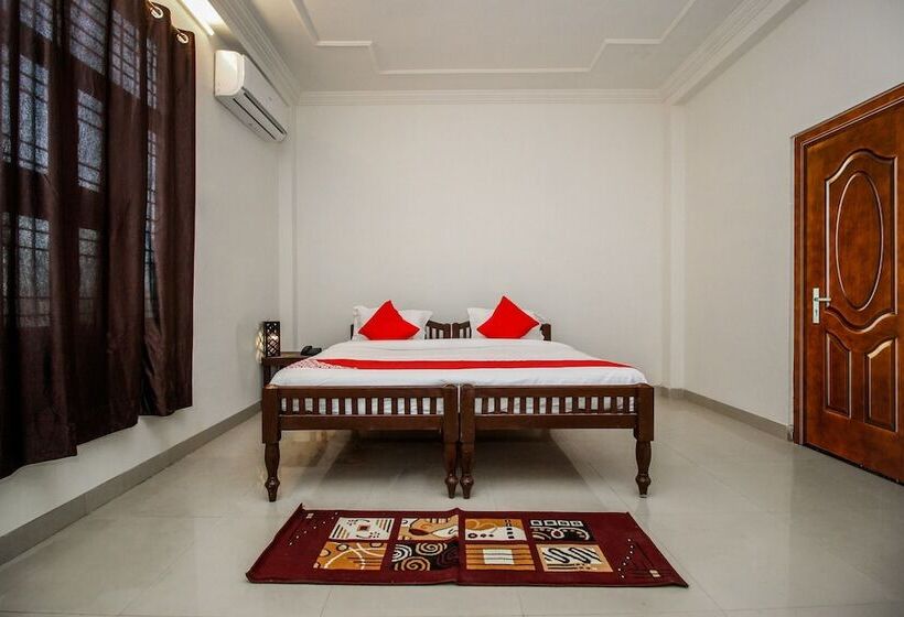 فندق Capital O 18272 Lambodar
