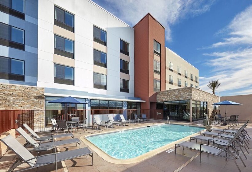 בית מלון כפרי Fairfield By Marriott Inn & Suites Indio Coachella Valley