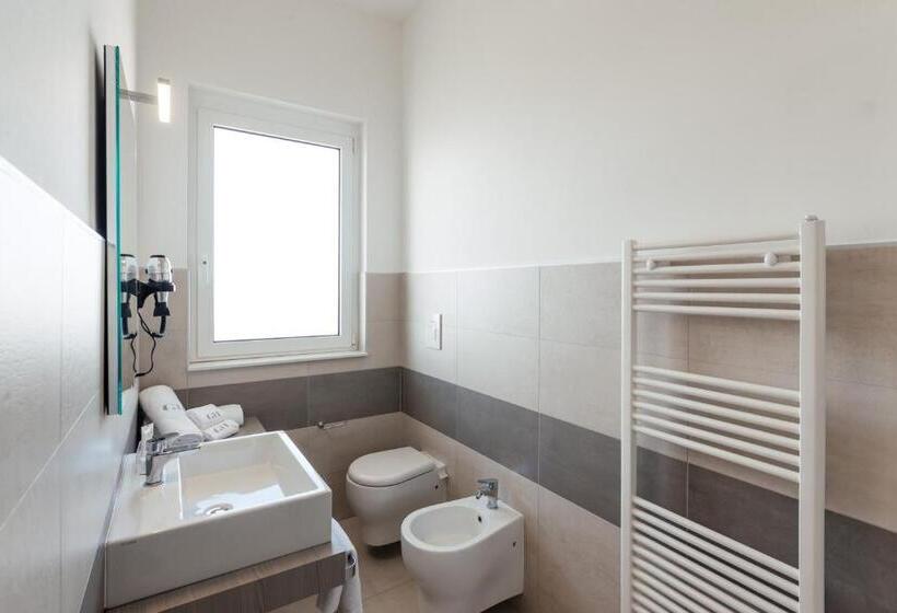 酒店 Grieco Business & Spa