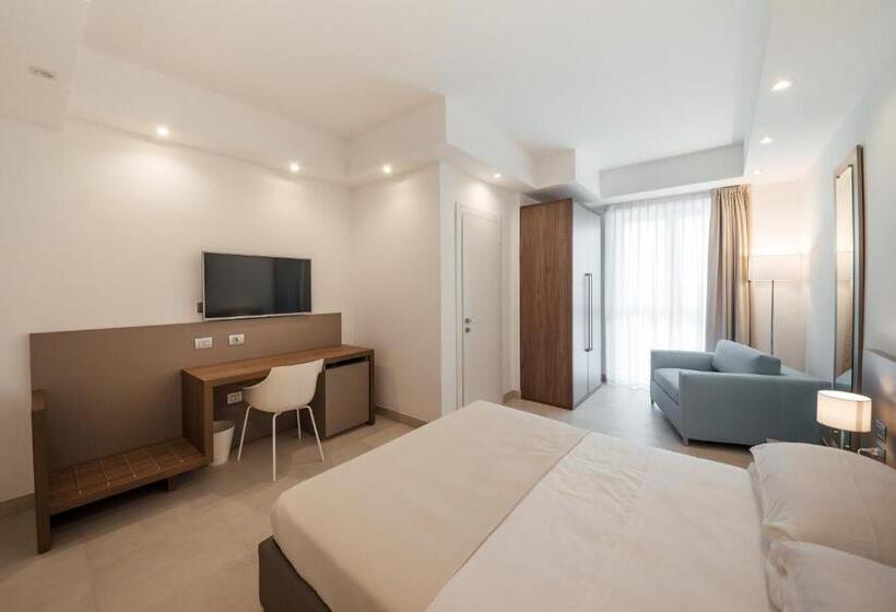 酒店 Grieco Business & Spa