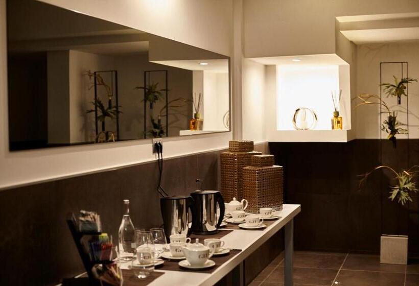 酒店 Grieco Business & Spa