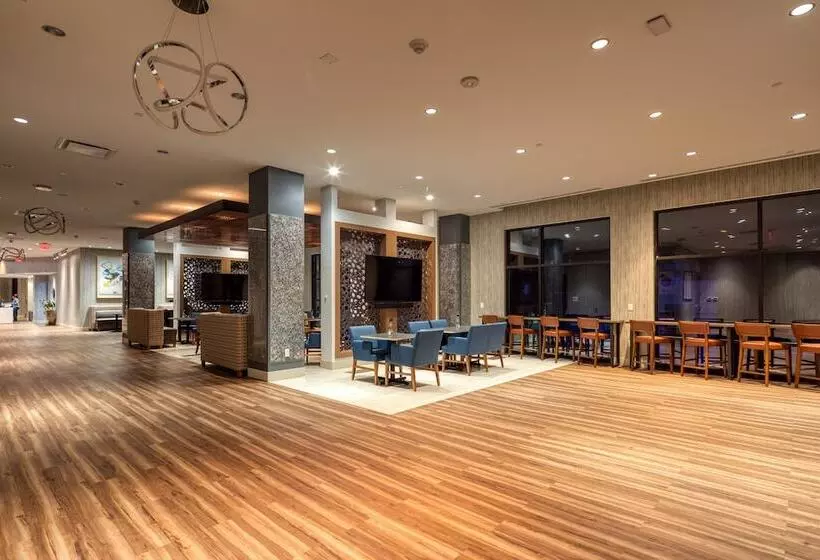 Hotelli Holiday Inn Express & Suites   Charlotte   South End, An Ihg