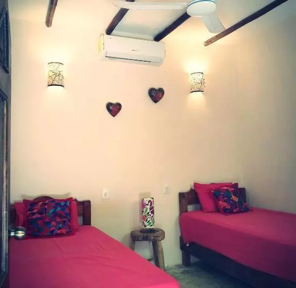 هتل Hostal Mulut Tulum
