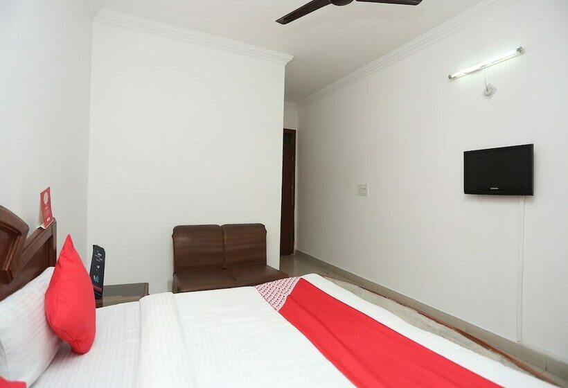 Oyo 22689 Hotel United Inn