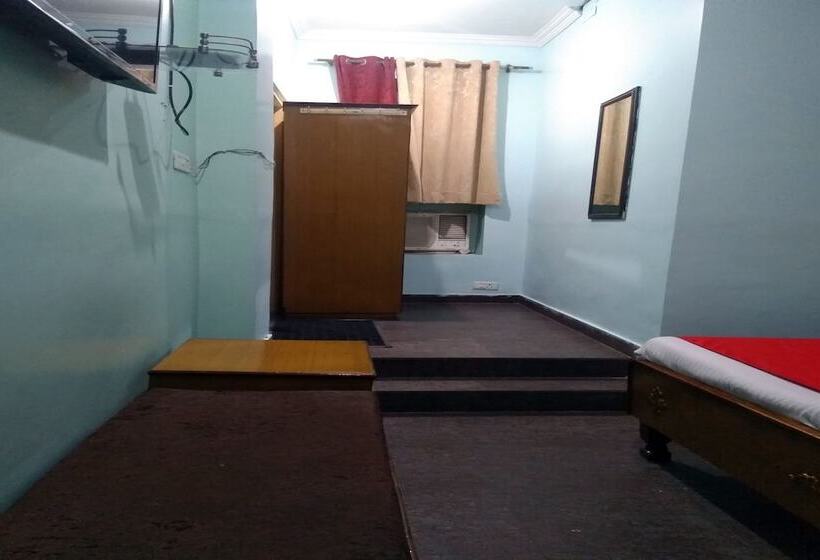 Oyo 22689 Hotel United Inn