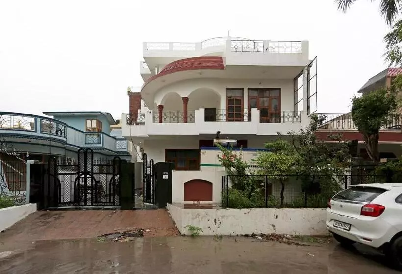 هتل Oyo 16783 Highway Residency