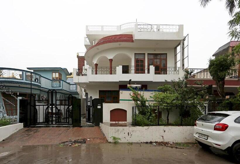 Hotel Oyo 16783 Highway Residency