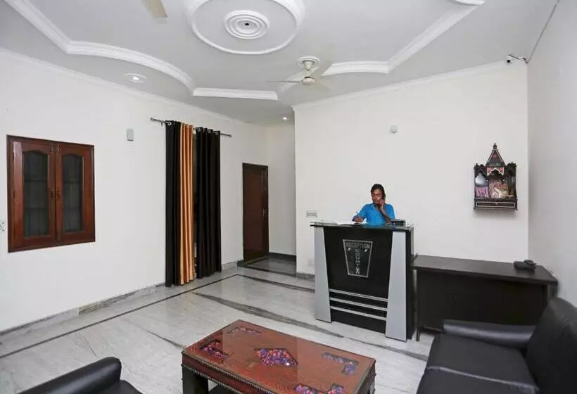هتل Oyo 16783 Highway Residency