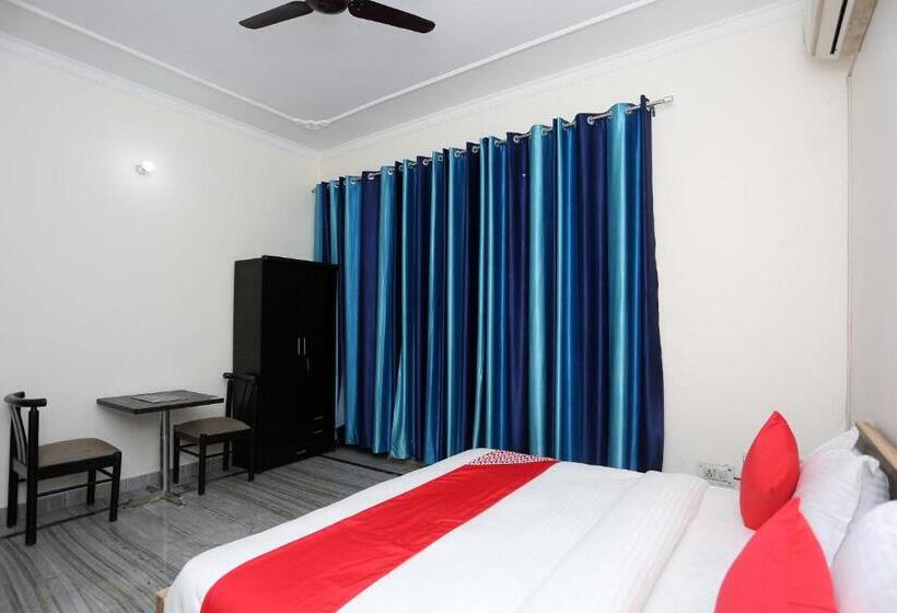 Hotel Oyo 16783 Highway Residency