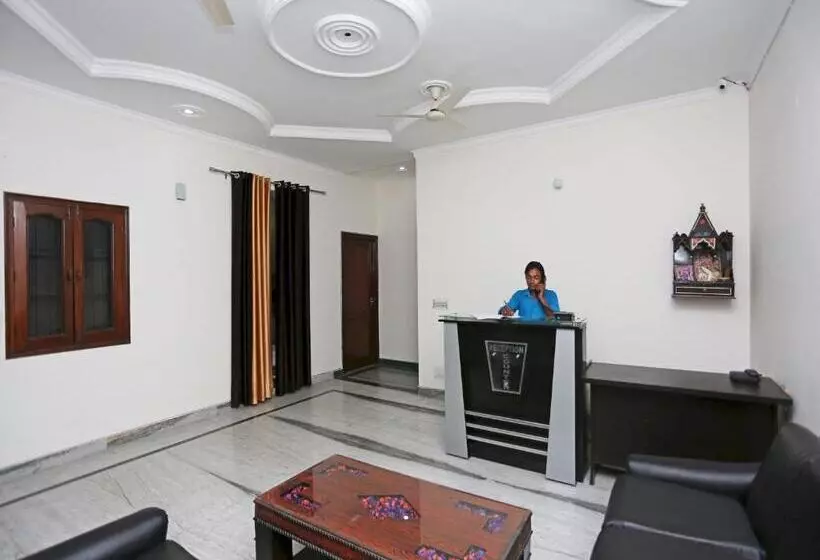 هتل Oyo 16783 Highway Residency