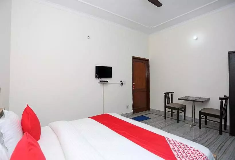 هتل Oyo 16783 Highway Residency