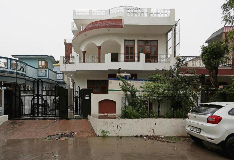 Hotel Oyo 16783 Highway Residency