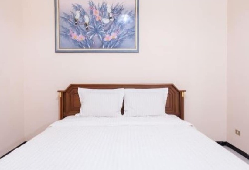 בית מלון כפרי Palereman Soerabaia