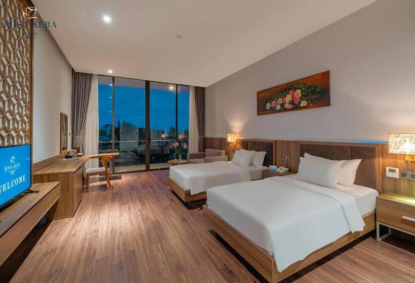 בית מלון כפרי Rosa Alba Resort & Villas Tuy Hoa