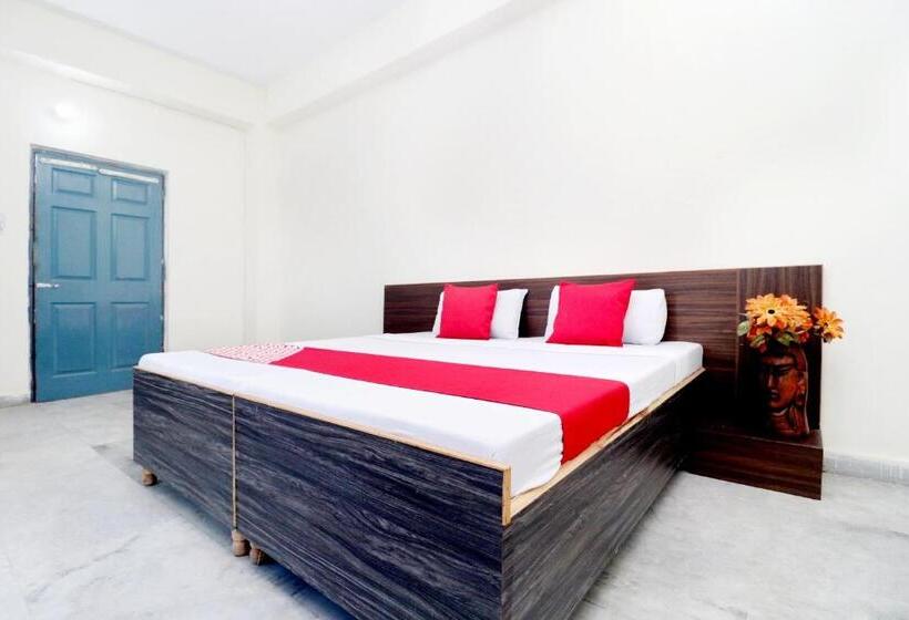 Oyo 18570 Hotel Jazz