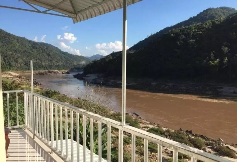 Majatalo Janh Ya Phone Guesthouse