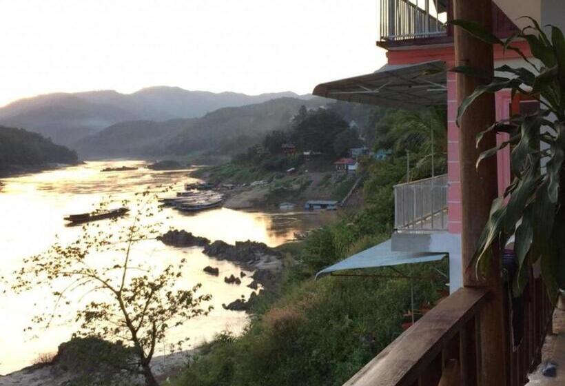 پانسیون Janh Ya Phone Guesthouse