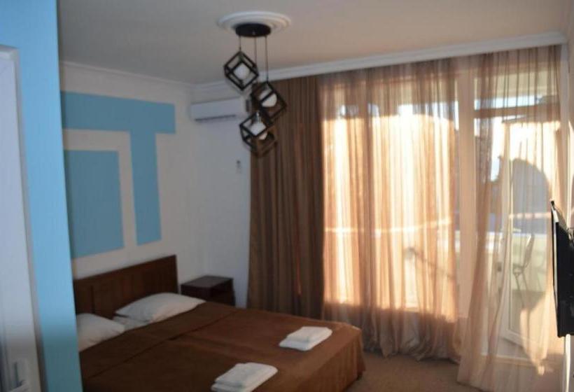 پانسیون Tamazi