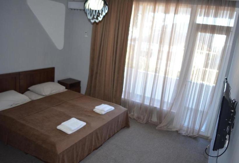 پانسیون Tamazi