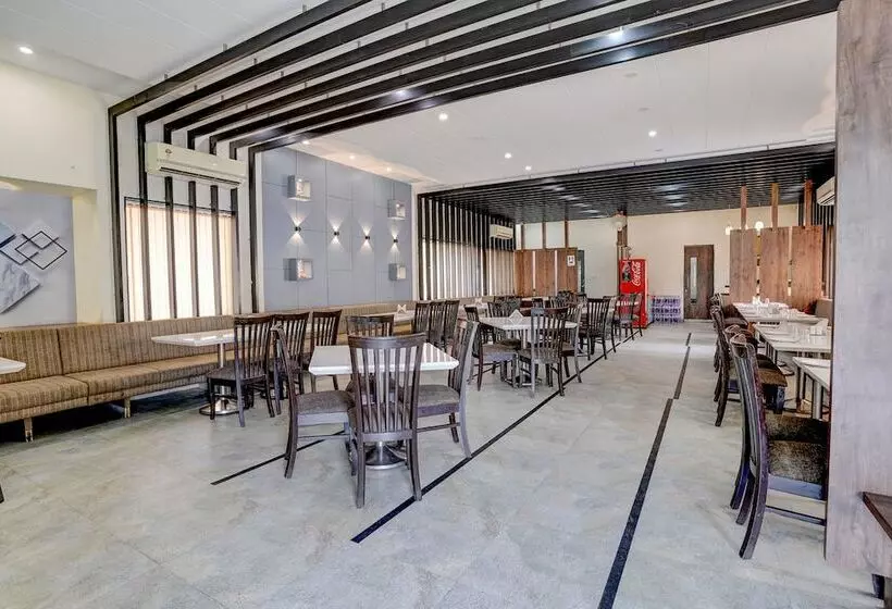 Fabhotel Heritage Palace   Cidco Bus Stand