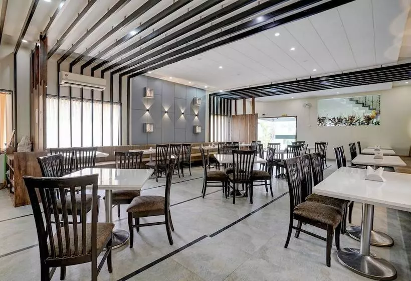 Fabhotel Heritage Palace   Cidco Bus Stand