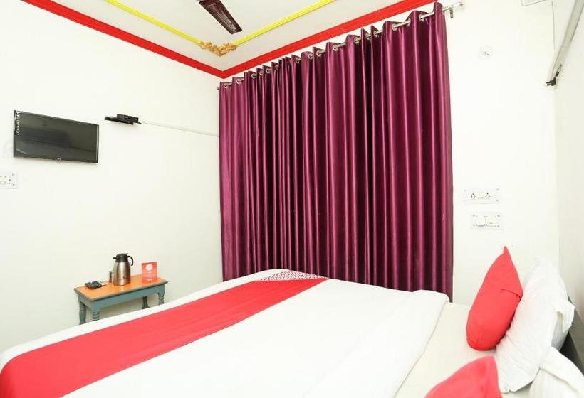Hotell Oyo 17329 R K