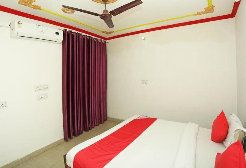Hotell Oyo 17329 R K