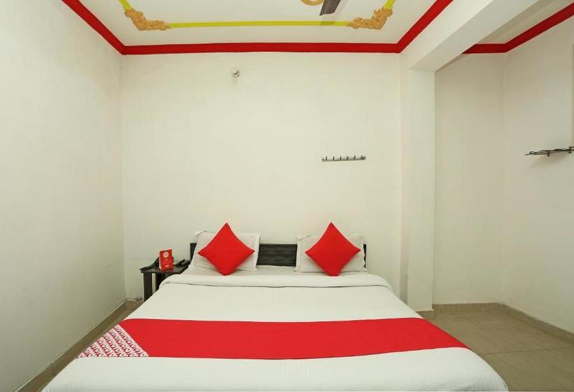 Hotell Oyo 17329 R K