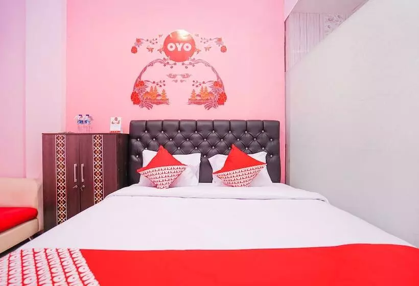 Hotelli O Mata Air Juanda Airport