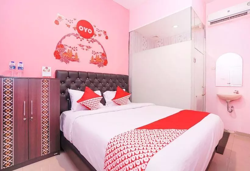 Hotelli O Mata Air Juanda Airport