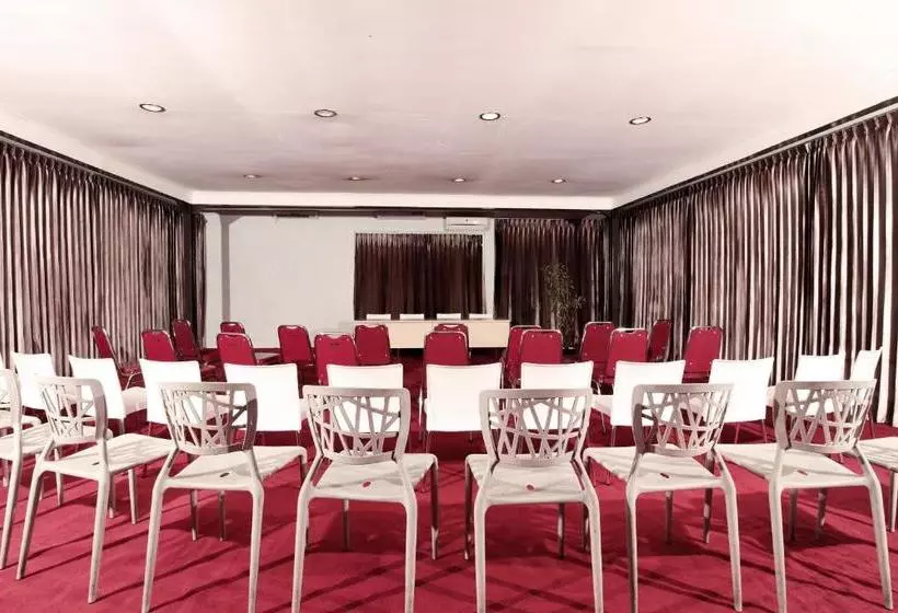 Hotel Grand Malabar
