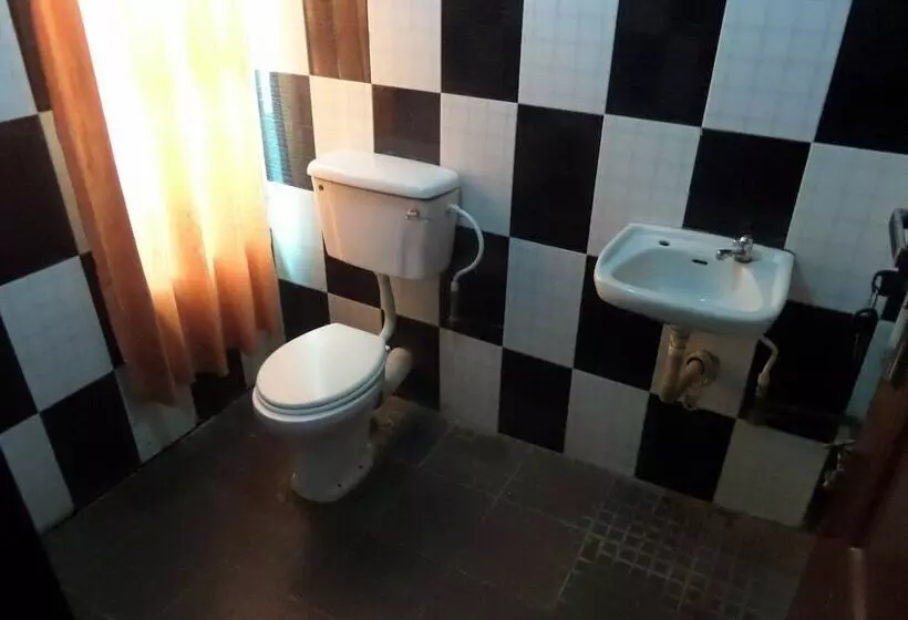 Metro Hotel Oluyole
