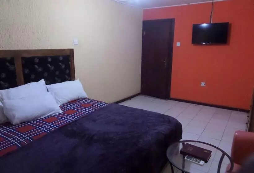 Metro Hotel Oluyole