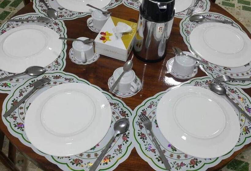 Golden Palace Hotel Hpa An