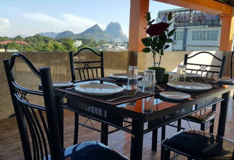 Golden Palace Hotel Hpa An