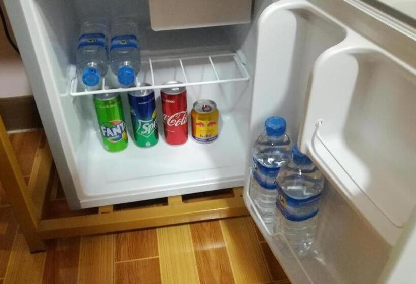 Golden Palace Hotel Hpa An