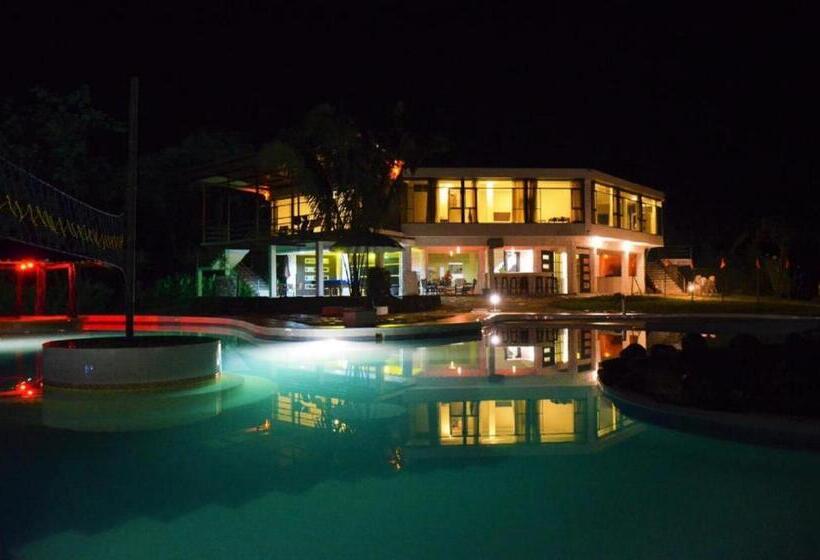 리조트 Ecopark Hosteria Puyo