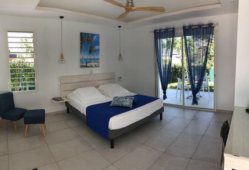 هتل Hôtel La Christophine