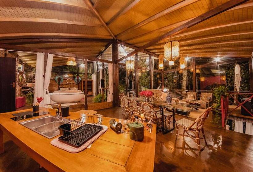 ペンション Pousada Jardim Do Buda   Café E Piscina