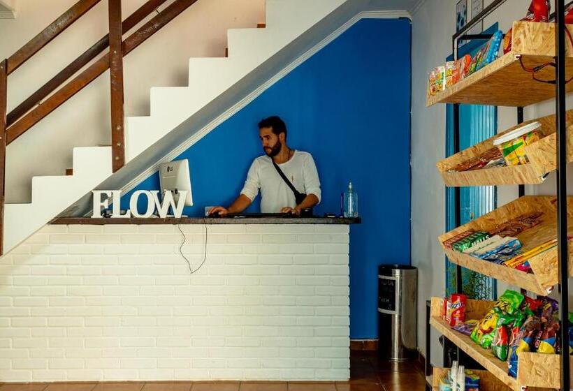 Flow Hostel Juquehy