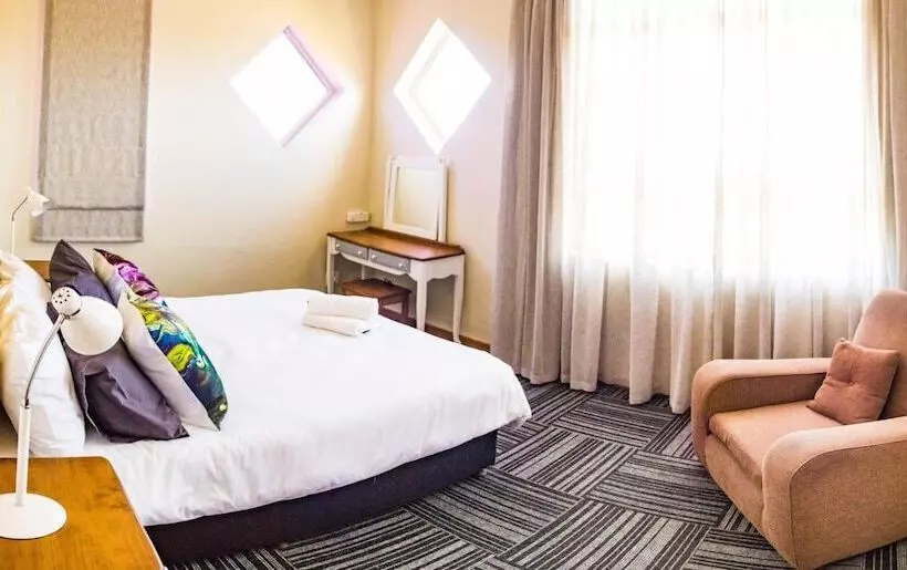 Island Vibe Port Elizabeth   Hostel