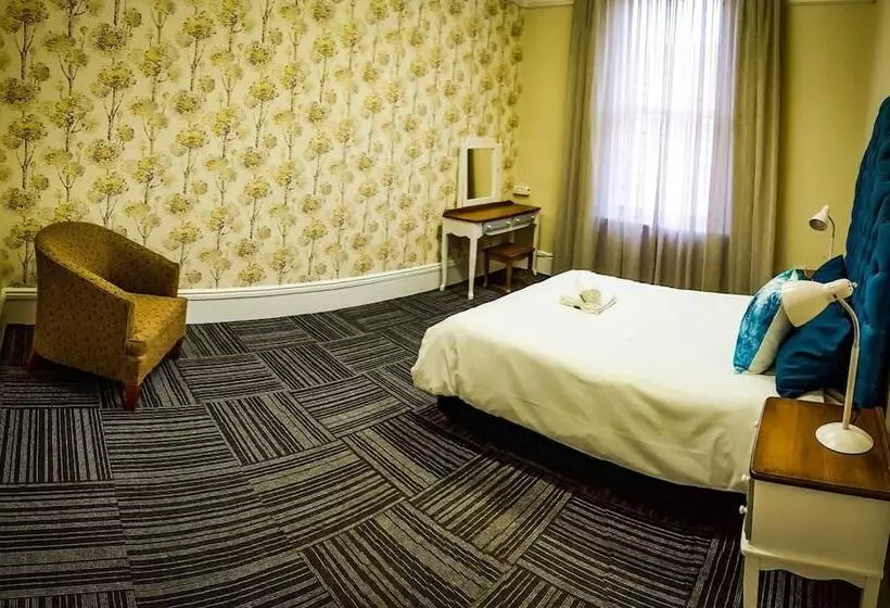 Island Vibe Port Elizabeth   Hostel
