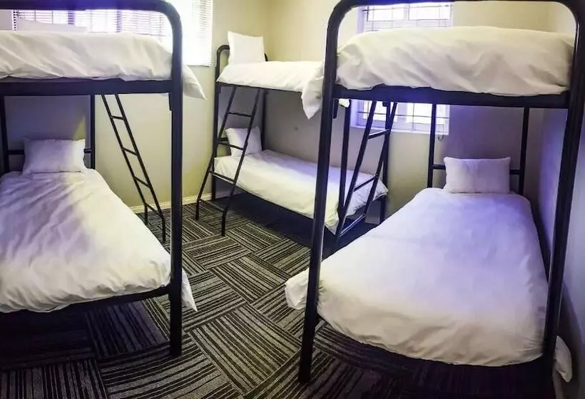 Island Vibe Port Elizabeth   Hostel