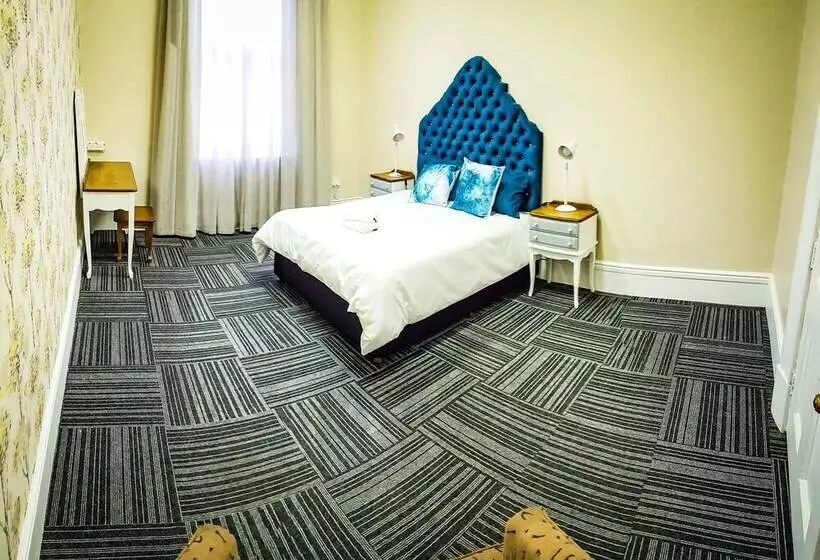 Island Vibe Port Elizabeth   Hostel