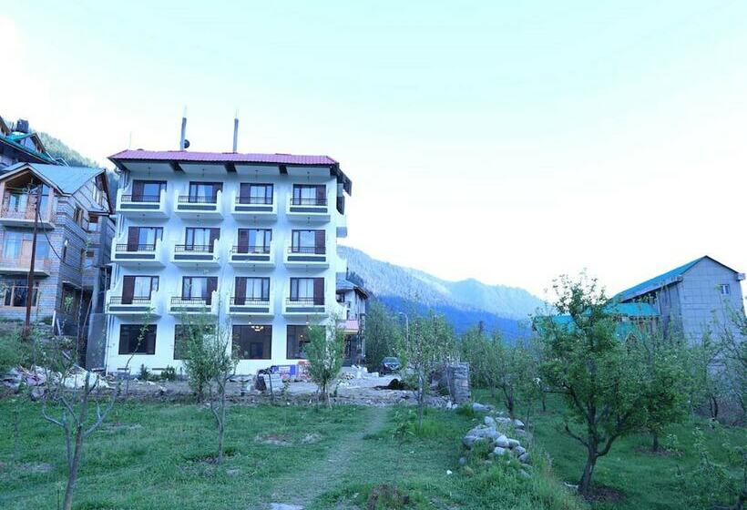 هتل Aash Manali Retreat Spa & Resort