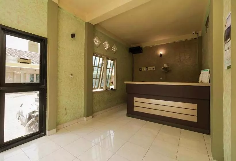 Urbanview Hotel Nugraha Palembang By Reddoorz