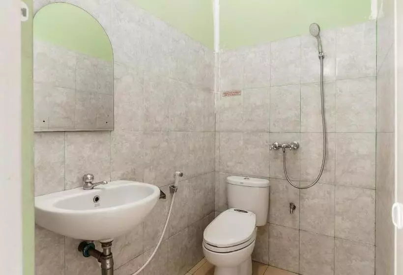 Urbanview Hotel Nugraha Palembang By Reddoorz