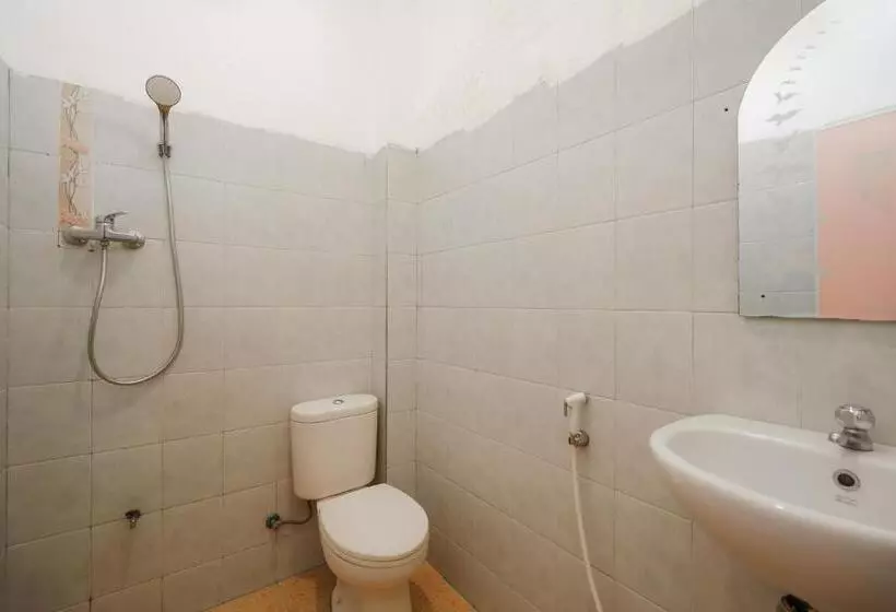 Urbanview Hotel Nugraha Palembang By Reddoorz