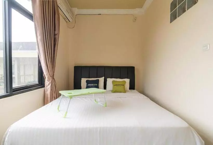 Urbanview Hotel Nugraha Palembang By Reddoorz