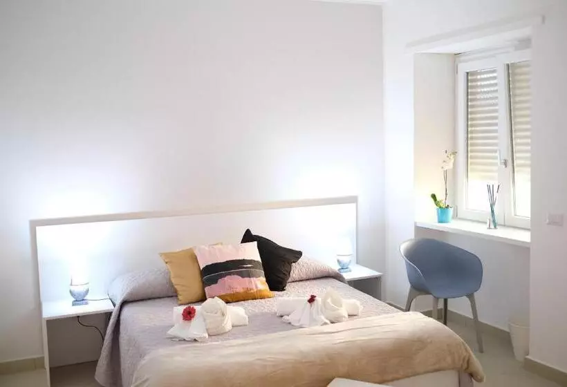 ベッドアンドブレックファースト Hoa Suites